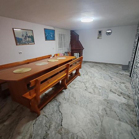 Trei Insule Home Arad Dış mekan fotoğraf