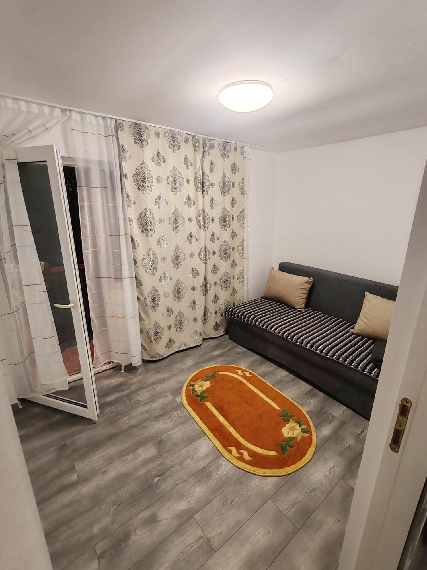 Trei Insule Home Arad Dış mekan fotoğraf